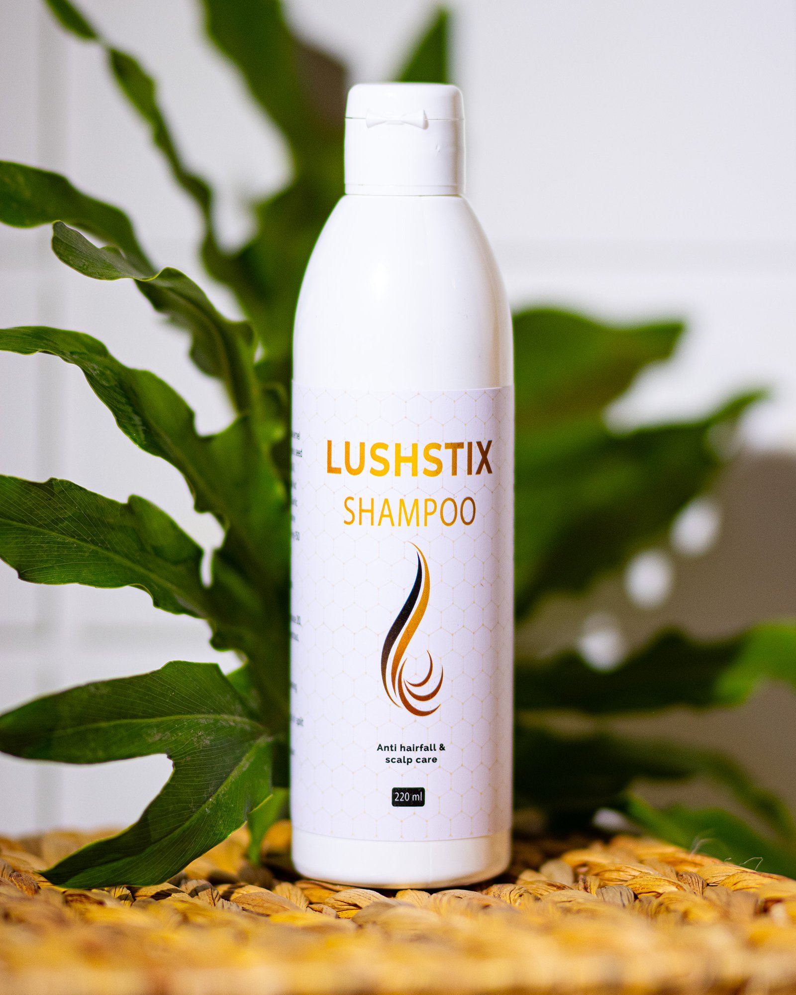 lushstix shampoo